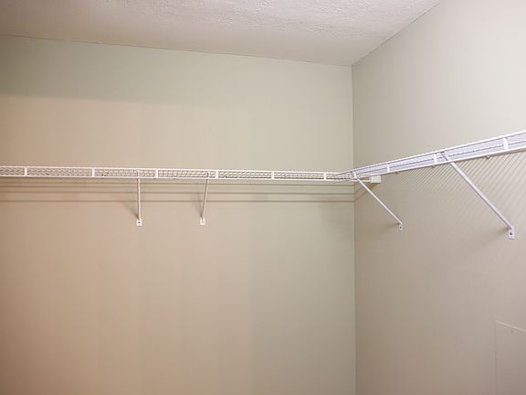 5th image of 501 River Breeze Ln