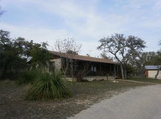 151 Deer Park Ln, Center Point, TX 78010