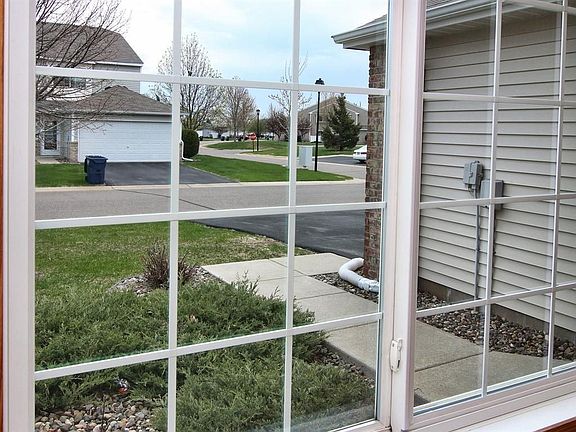 15828 Fleet Trail - living room window view