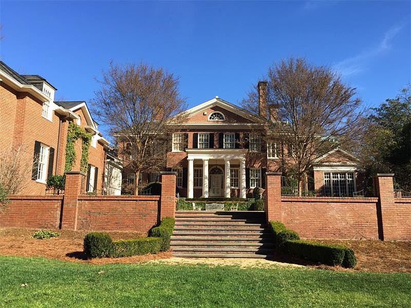 2nd image of 2890 Andrews Dr NW