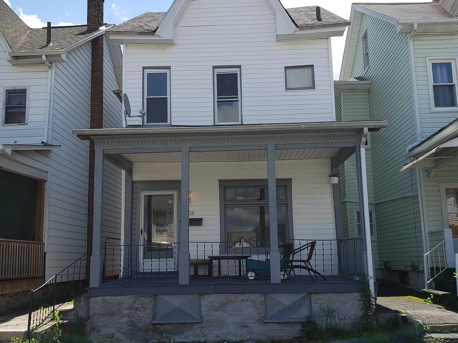 3 bed, $1,200 — Photo 3