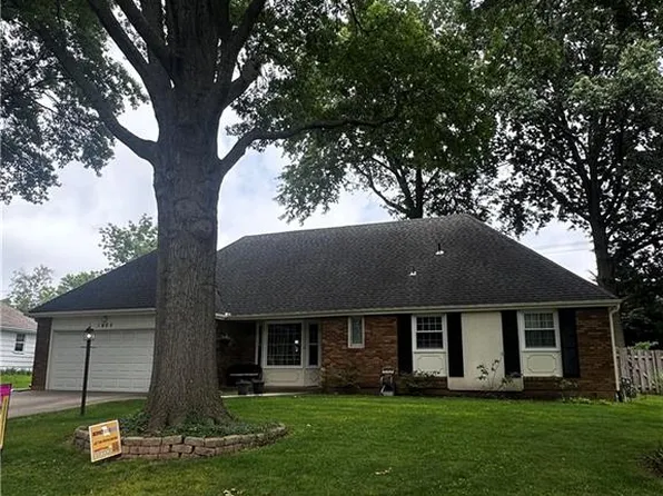 1400 SW Charleston Ave, Lees Summit, MO 64081