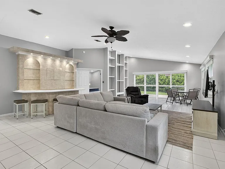 6064 Beaconwood Rd — Photo 8