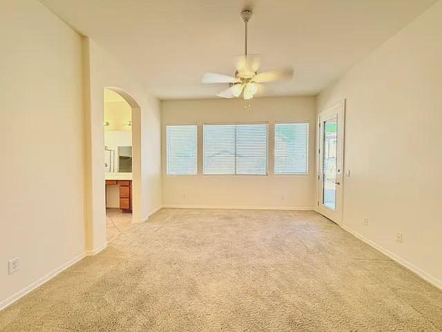 3 bed 2 bath w/ den & access to Anthem Community Council — Photo 3