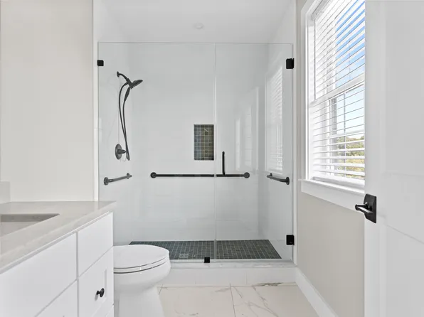 471 Main St #401, Stoneham, MA 02180