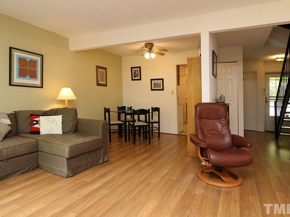 1st image of 220 Elizabeth St APT D2