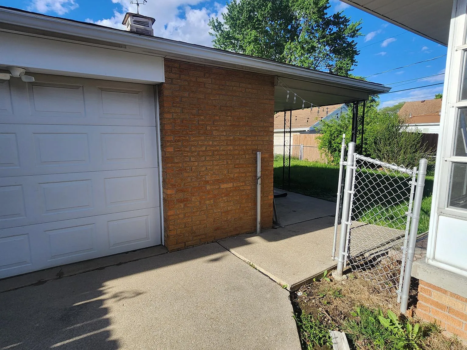 3 bed, 1366 sqft, $1,575 — Photo 3