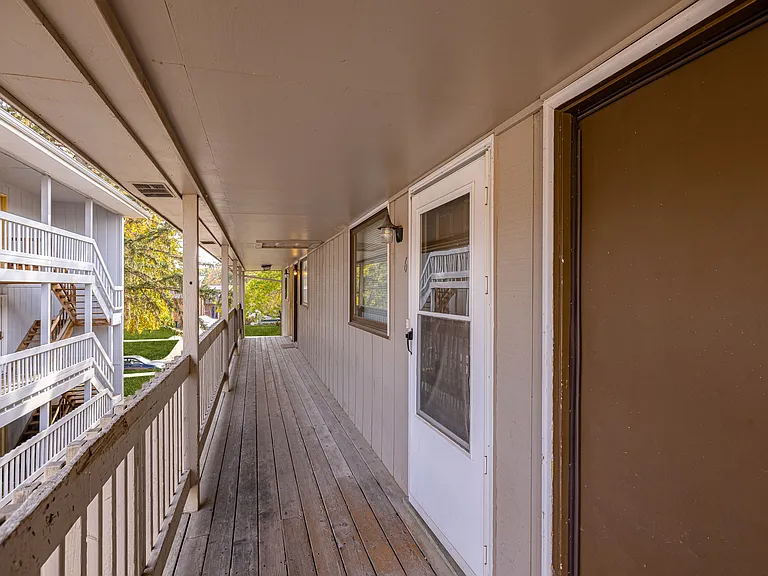 922 C St #3 — Photo 15