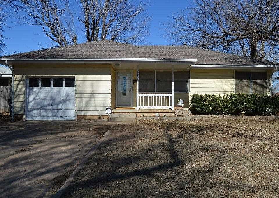 1st image of 2206 W Elm Ave