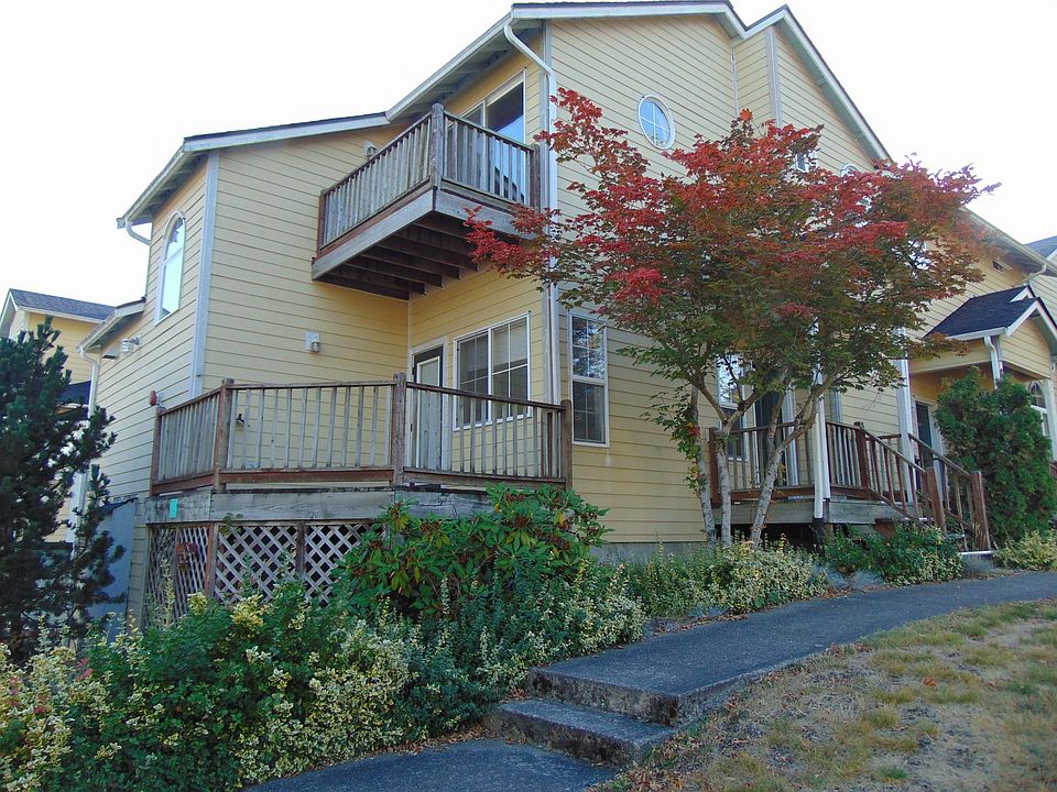 1st image of 6304 Barstow Ln SE Unit 1