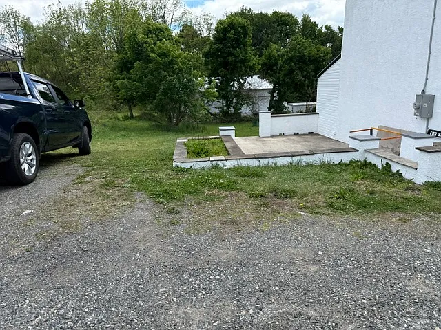 1008 Reading Ave — Photo 11