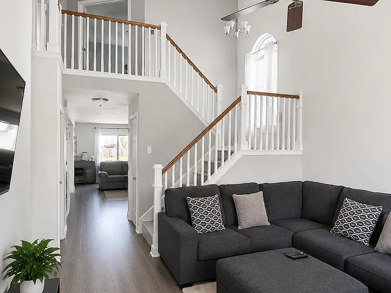6 Kimberly Dr — Photo 2