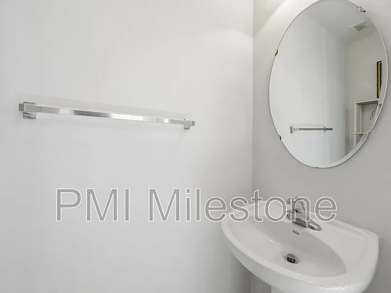 1247 Mare St — Photo 17