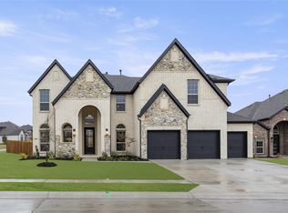 207 Comet Dr, Fate, TX 75087