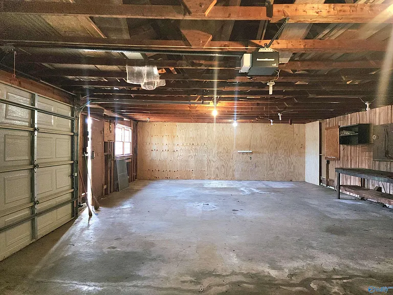 6107 Trailwood Dr — Photo 34