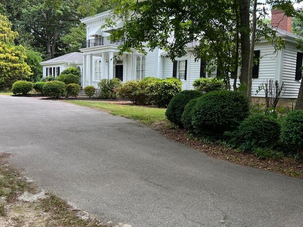 508 Eaton Ave, Warrenton, NC 27589