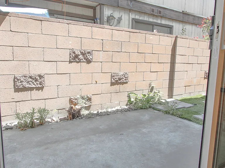 9603 Van Nuys Blvd #B — Photo 12