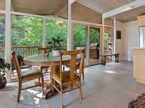 5th image of 109 Oak Knoll Ct