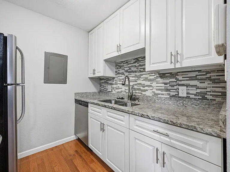 10703 Hampton Mill Ter #100 — Photo 5