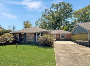 10456 Bronzebush Ave, Baton Rouge, LA 70816