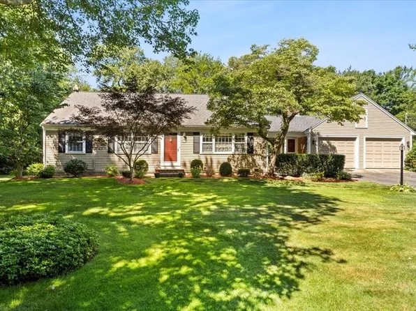 167 South Dr, Bridgewater, MA 02324