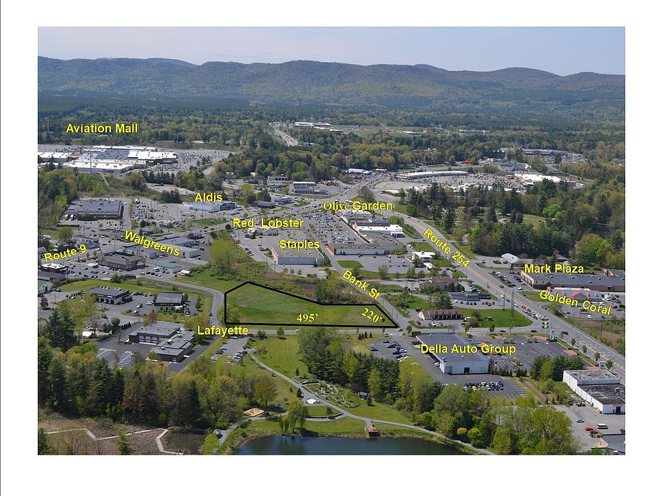 22 Lafayette St Queensbury Ny 12804 Mls 202114588 Zillow