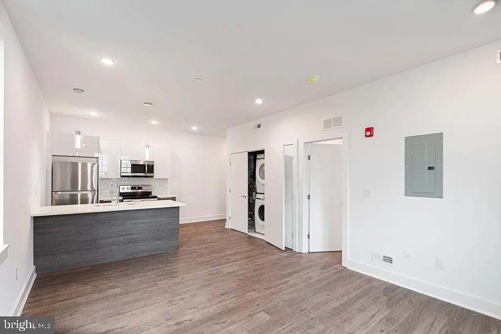 1 bed, 515 sqft, $1,600 — Photo 1