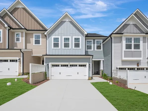 3136 Cathedral Comb Dr, Apex, NC 27502