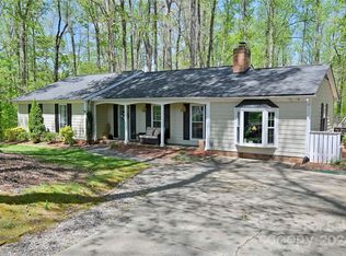 11547 Gelding Dr, Charlotte, NC 28215