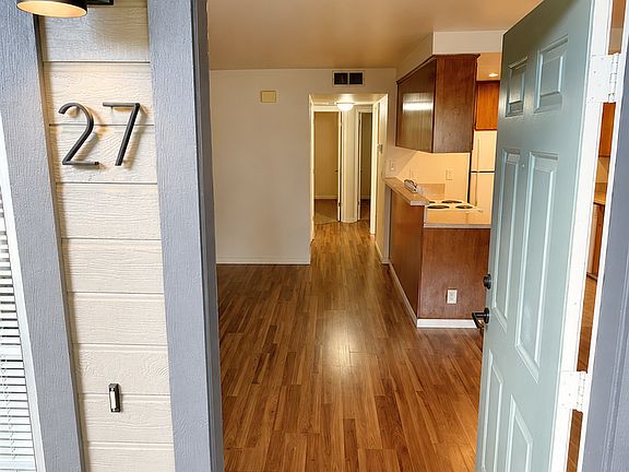 5th image of 1200 Sherman Ave #8