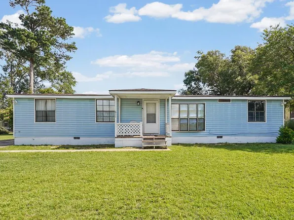 611 Heartwood Ln, Albany, GA 31705