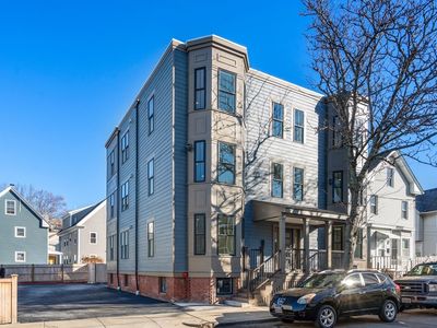 43-45 Blossom St #2, Chelsea, MA, 02150