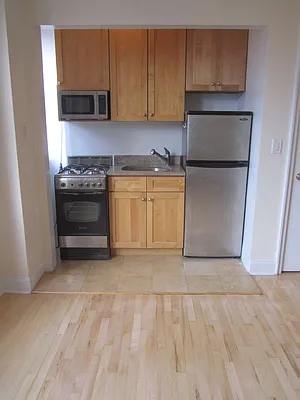 Rented by Beekman Street Realty | media 26