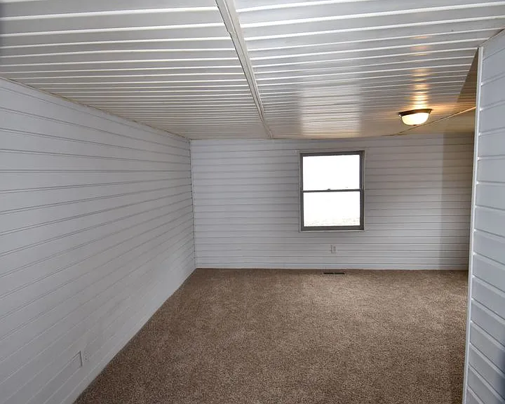 141 W Rossview Rd — Photo 14