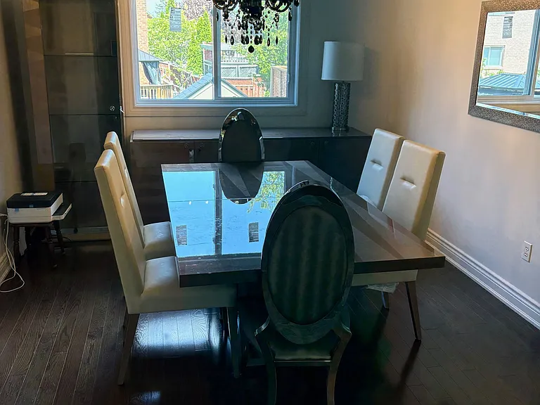 7075 Spyglass Cres — Photo 3