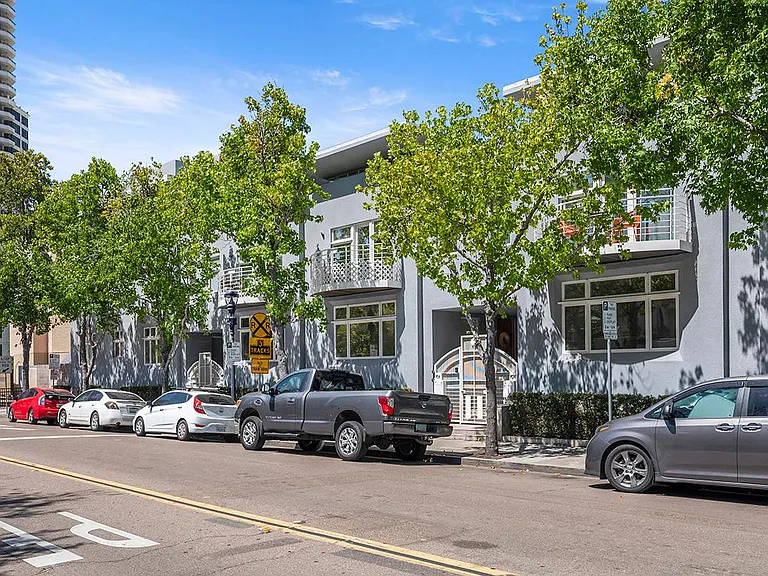 706 Kettner Blvd — Photo 23