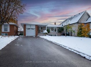 57 Anewen Dr, Toronto, ON M4A 1R9