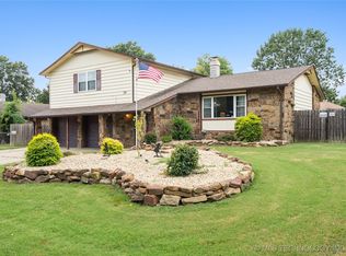 201 Elton Dr, Muskogee, OK 74403