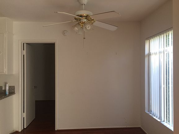 3rd image of 11617 Gorham Ave #20