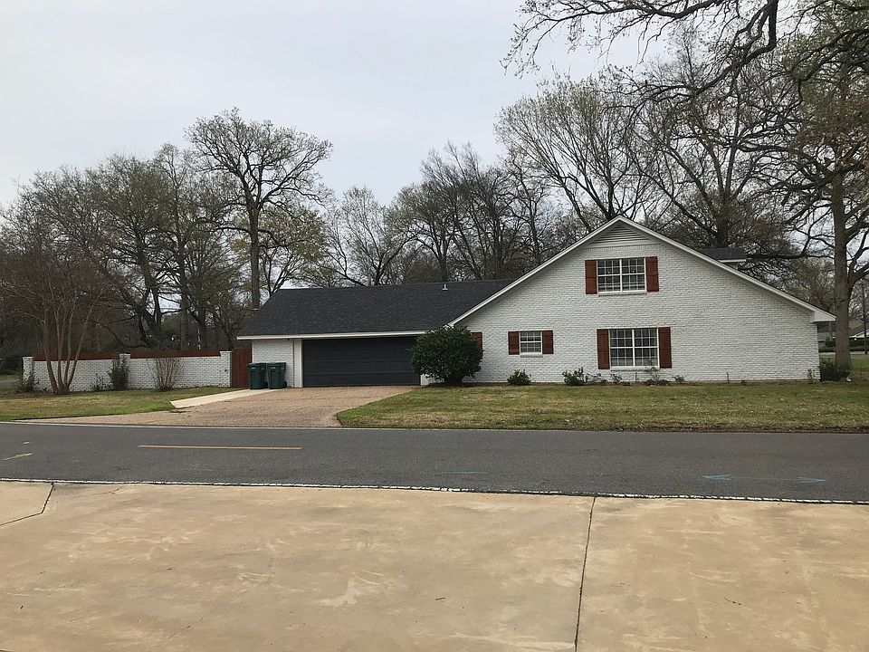 2 car garage side 