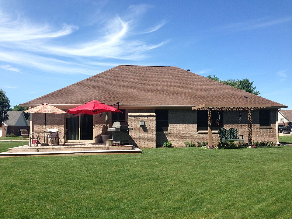 1st image of 394 Karen Dr