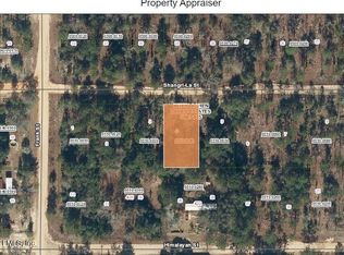 325 Shangri La St, Interlachen, FL 32148