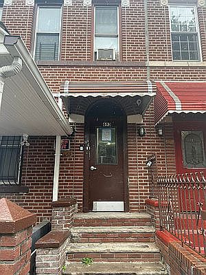 1st image of 693 Bristol St APT 2