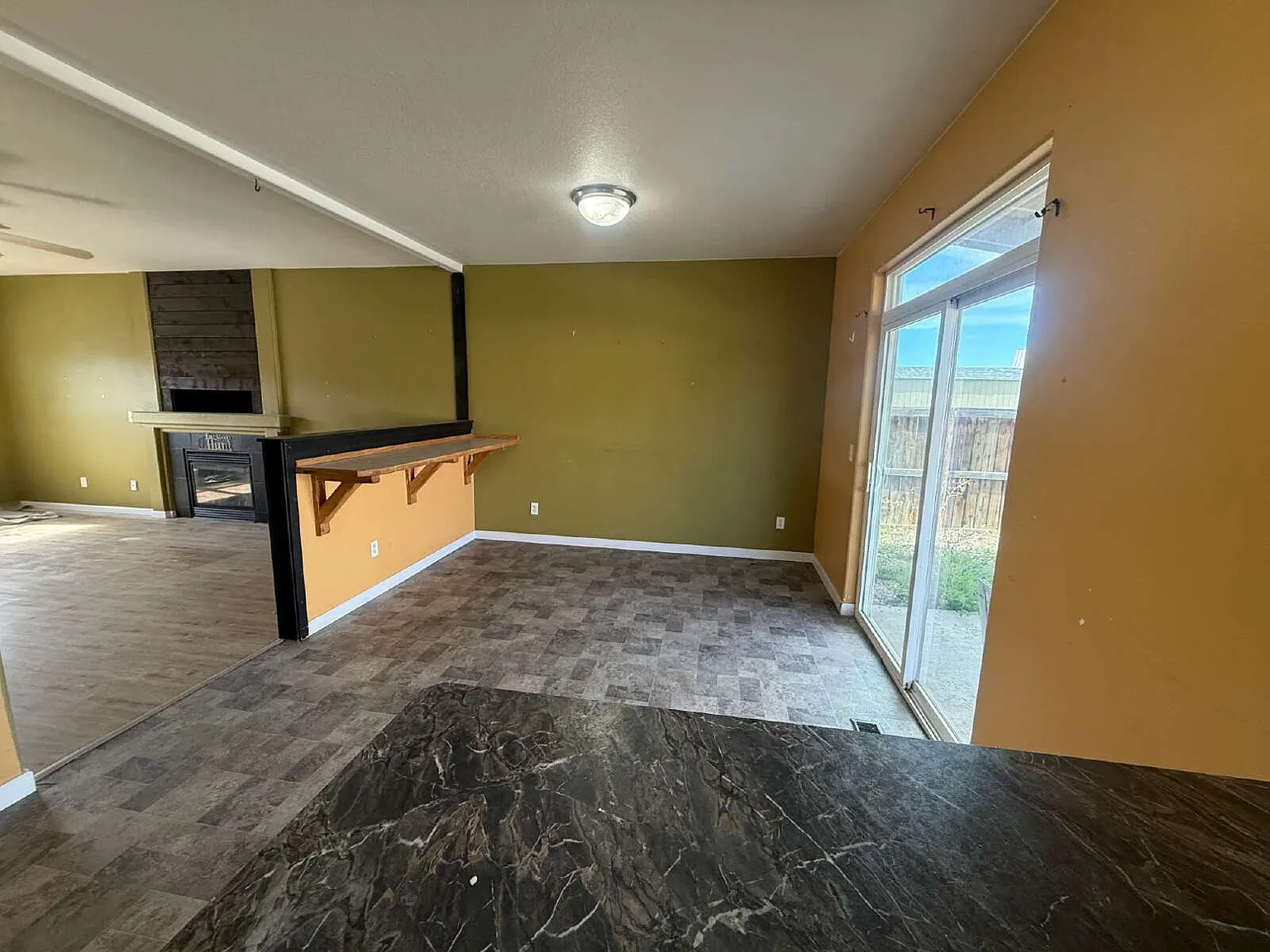 3 bed, 2.5 bath, 1504 sqft, $2,350 — Photo 4