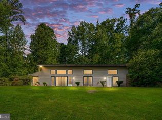 279 Poplar Rd, Fredericksburg, VA 22406