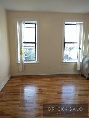 Rented by BRICK & GALO REALTY CORP | media 25