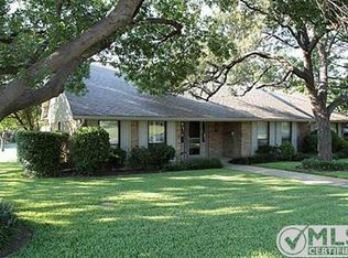 2822 Quail Ridge Dr, Carrollton, TX 75006