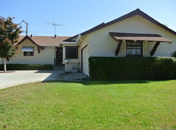 2nd image of 3594 Calvin Ave