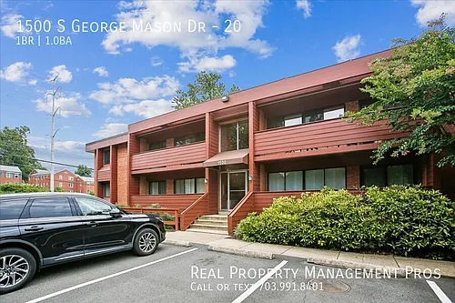 1500 S George Mason Dr #20 Photo 1