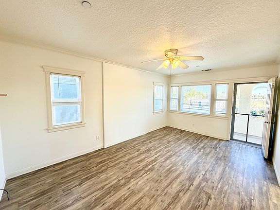4th image of 329 10th St APT C
